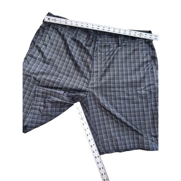 Grand Slam Men's Performance Flat Front Gray Black Check Golf Shorts 42‎ - Picture 5 of 9